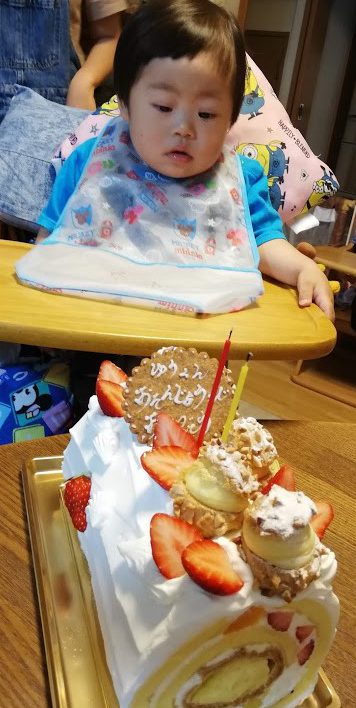 Uくん2歳の誕生日ケーキ