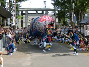 丘珠神社例大祭の獅子舞